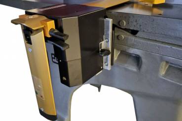 SUVAMATIC als Nachrüstung über Adapterplatte montiert